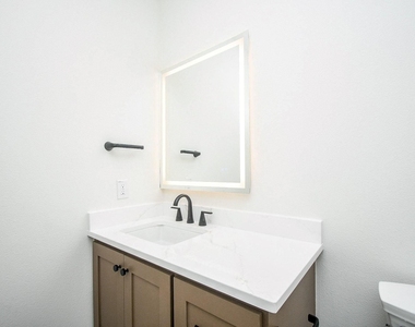 4101 Victoria Avenue - Photo Thumbnail 19