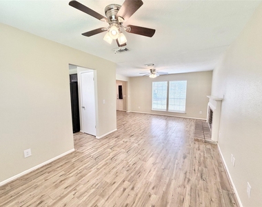 12230 Fetlock Drive - Photo Thumbnail 6