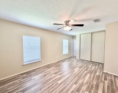 12230 Fetlock Drive - Photo Thumbnail 12
