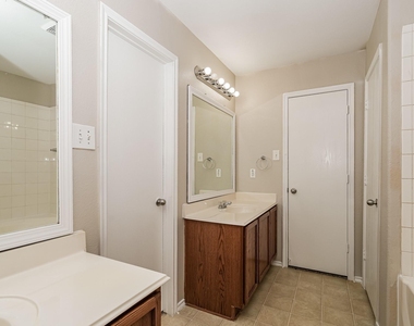 12319 Garden Gale Lane - Photo Thumbnail 15