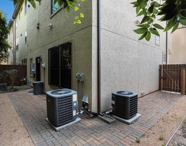 5503 Livorno Way - Photo Thumbnail 1