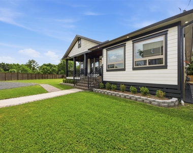 206 N Street - Photo Thumbnail 47