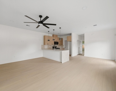 4314 Stassen Street - Photo Thumbnail 2