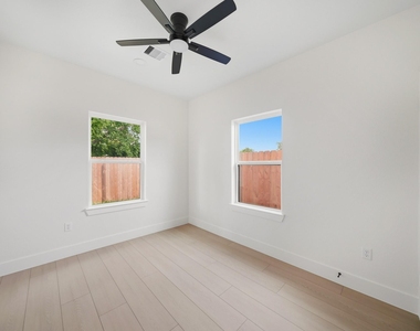 4314 Stassen Street - Photo Thumbnail 7