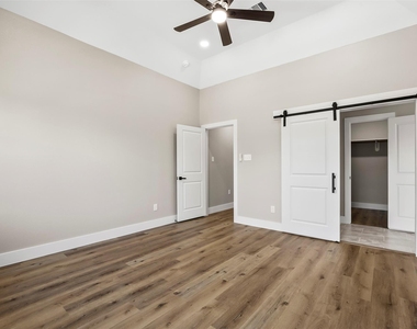 5949 Collingsworth Street - Photo Thumbnail 26