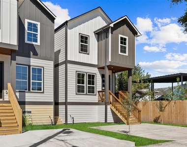 5949 Collingsworth Street - Photo Thumbnail 2
