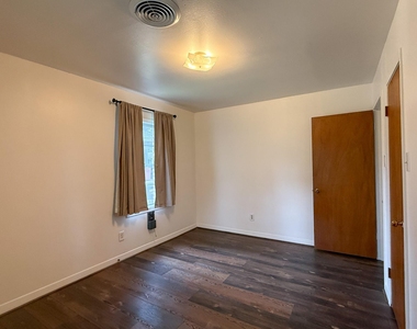 515 Elm Street - Photo Thumbnail 17