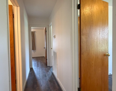 515 Elm Street - Photo Thumbnail 9
