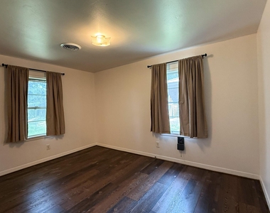 515 Elm Street - Photo Thumbnail 15