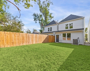 980 Randolph Street - Photo Thumbnail 1