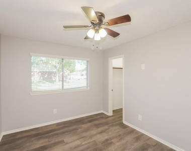 5939 Ollia Circle - Photo Thumbnail 10