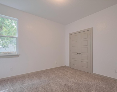11622 Twain Drive - Photo Thumbnail 23