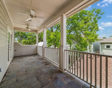 315 W 15th Street - Photo Thumbnail 11
