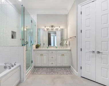 1719 Blodgett Street - Photo Thumbnail 23