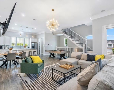 1719 Blodgett Street - Photo Thumbnail 1