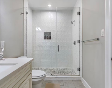 1719 Blodgett Street - Photo Thumbnail 25