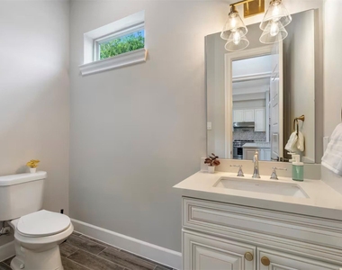 1719 Blodgett Street - Photo Thumbnail 27