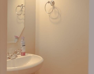 1507 Shady Villa Manner - Photo Thumbnail 9