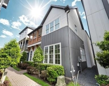 614 Delmar Street - Photo Thumbnail 2