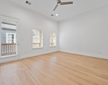614 Delmar Street - Photo Thumbnail 15