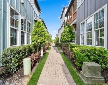 614 Delmar Street - Photo Thumbnail 1