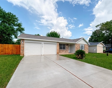 8619 Valley Meadow Drive - Photo Thumbnail 1