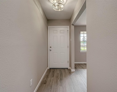 8619 Valley Meadow Drive - Photo Thumbnail 8