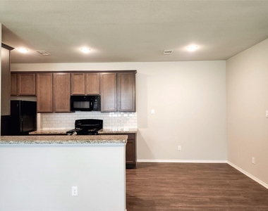 26471 Joy Village Drive - Photo Thumbnail 3
