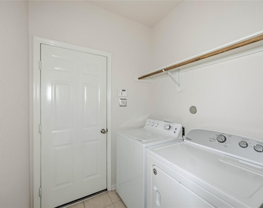 17203 Mitchell Pass Lane - Photo Thumbnail 17