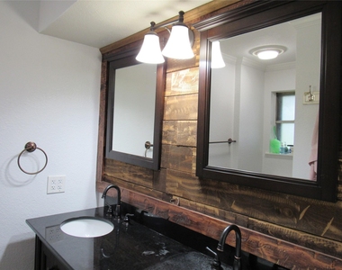 3220 Clayhead - Photo Thumbnail 9