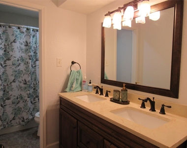 3220 Clayhead - Photo Thumbnail 8