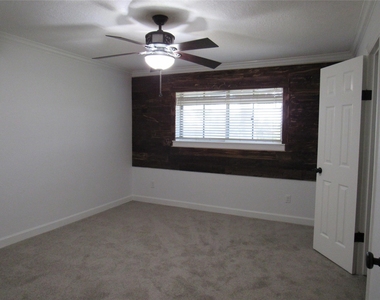 3220 Clayhead - Photo Thumbnail 7