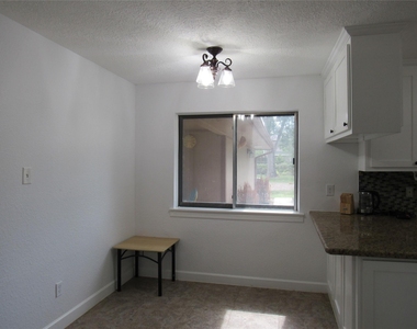 3220 Clayhead - Photo Thumbnail 4