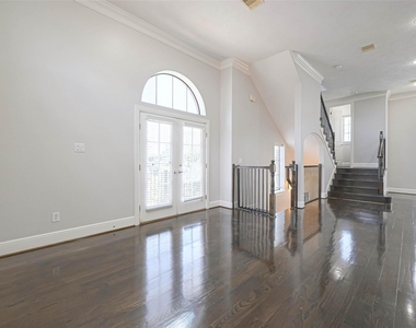 1739 Oakdale Street - Photo Thumbnail 18