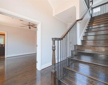 1739 Oakdale Street - Photo Thumbnail 6