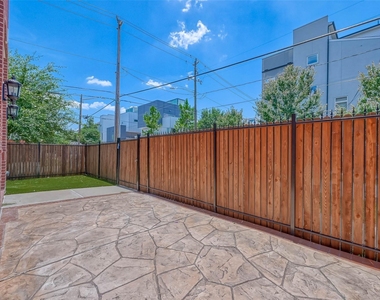 1739 Oakdale Street - Photo Thumbnail 43