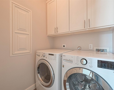 1739 Oakdale Street - Photo Thumbnail 27