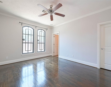 1739 Oakdale Street - Photo Thumbnail 10