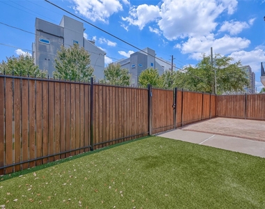 1739 Oakdale Street - Photo Thumbnail 42