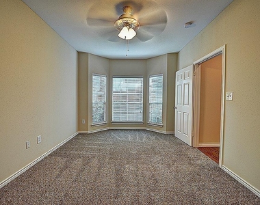 1919 Post Oak Park Drive - Photo Thumbnail 2