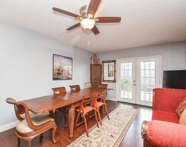 2700 Bellefontaine Street - Photo Thumbnail 3
