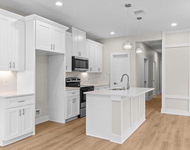7322 Phillips Street - Photo Thumbnail 2