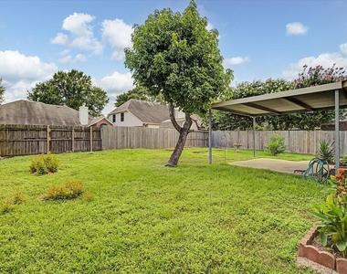 10840 Sycamore Drive N - Photo Thumbnail 42