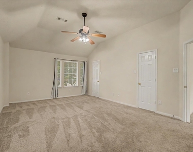 10840 Sycamore Drive N - Photo Thumbnail 27