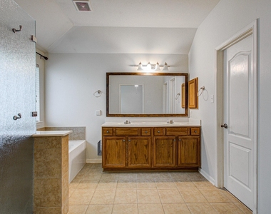 21922 Catoosa Drive - Photo Thumbnail 32