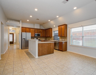 21922 Catoosa Drive - Photo Thumbnail 10