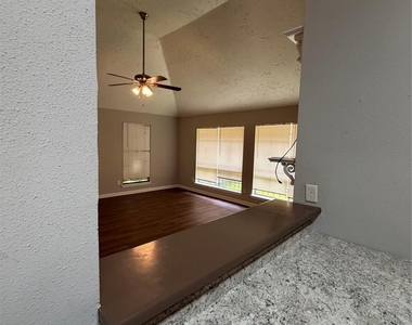 8662 Pearl Point Street - Photo Thumbnail 12