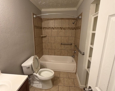 8662 Pearl Point Street - Photo Thumbnail 14