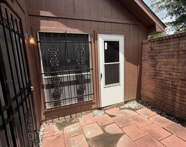 8662 Pearl Point Street - Photo Thumbnail 27