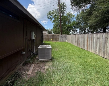 8662 Pearl Point Street - Photo Thumbnail 23